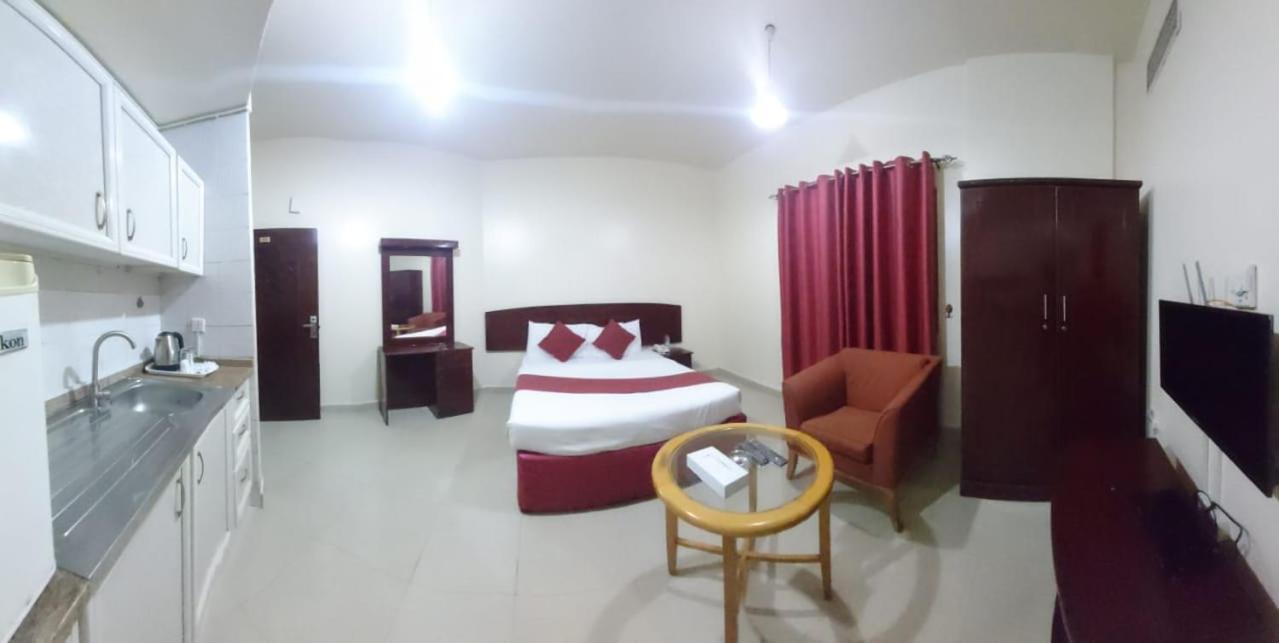 Al Reem Hotel Apartments - BAITHANS Schardscha Exterior foto