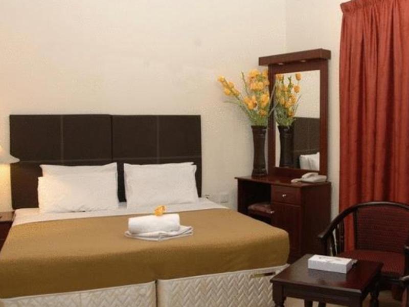Al Reem Hotel Apartments - BAITHANS Schardscha Exterior foto