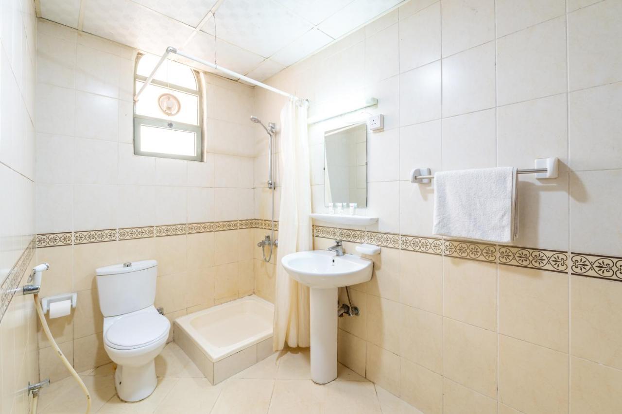 Al Reem Hotel Apartments - BAITHANS Schardscha Exterior foto